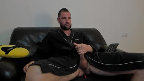 The King online show from 04-18-26, 11:14