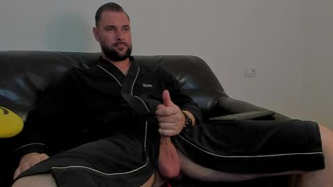 The King online show from 04-30-26, 10:32