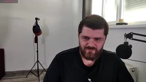 Marti online show from 09-14-25, 01:10