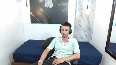 Snapshot of kingoftemptation chatting on 03-07-26, 03:14 KING online show from 03-07-26, 03:14