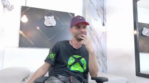 KING  online show from 06-05-26, 03:24