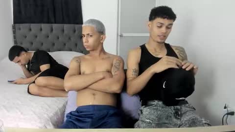 DOMINANT ALPHA KINGS online show from 11-30-25, 05:33