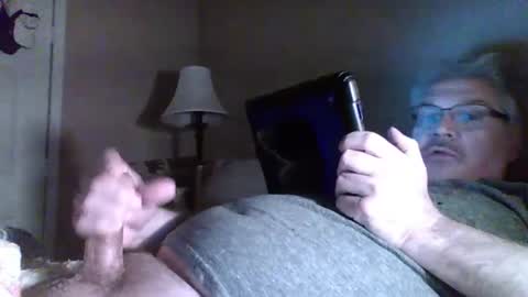 Snapshot of kingtongue10 chatting on 12-12-24, 10:34 kingtongue10 online show from 12-12-24, 10:34