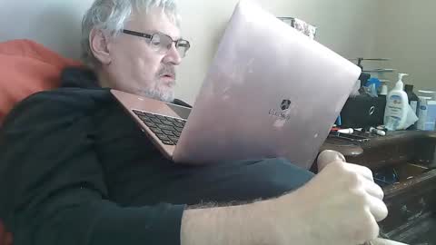 Snapshot of kingtongue10 chatting on 01-22-25, 07:24 kingtongue10 online show from 01-22-25, 07:24