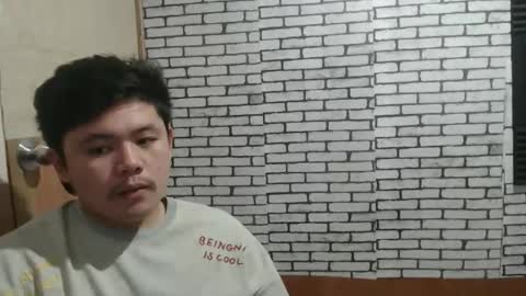 Snapshot of kingvoltage chatting on 02-24-26, 07:12 Yuki online show from 02-24-26, 07:12