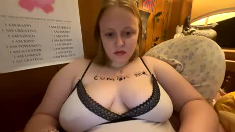 kinkikittiekat online show from 01-20-25, 01:50