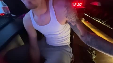 Snapshot of kinksss4all chatting on 11-16-25, 03:34 KinkPLAY9 online show from 11-16-25, 03:34