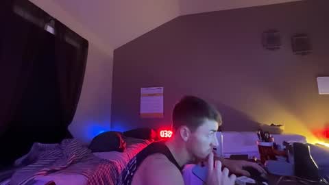 Snapshot of kinksss4all chatting on 11-30-25, 03:32 KinkPLAY9 online show from 11-30-25, 03:32