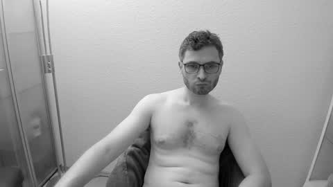 Snapshot of kinksubbydubby chatting on 09-08-25, 11:37 kinksubbydubby online show from 09-08-25, 11:37