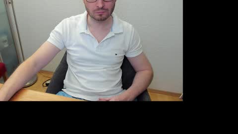 Snapshot of kinksubbydubby chatting on 10-09-25, 04:49 kinksubbydubby online show from 10-09-25, 04:49