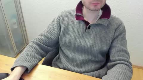 Snapshot of kinksubbydubby chatting on 02-16-26, 09:33 kinksubbydubby online show from 02-16-26, 09:33