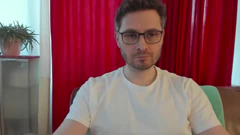 Snapshot of kinksubbydubby chatting on 02-27-26, 04:40 kinksubbydubby online show from 02-27-26, 04:40