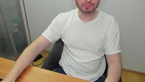 Snapshot of kinksubbydubby chatting on 03-08-26, 08:45 kinksubbydubby online show from 03-08-26, 08:45