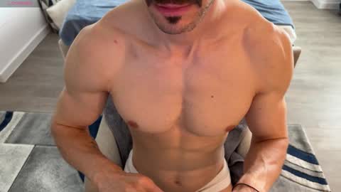 Snapshot of kinky_alonzo chatting on 09-25-25, 09:57 Alonzo online show from 09-25-25, 09:57