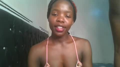 kinky_aria online show from 09-17-25, 06:31