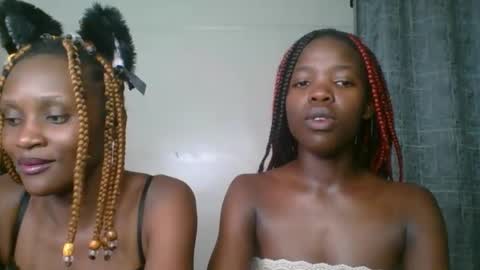 kinky_aria online show from 09-26-25, 06:23