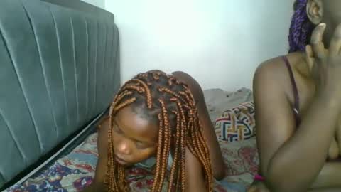 kinky_aria online show from 11-10-25, 02:21