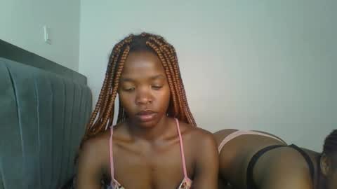 kinky_aria online show from 11-19-25, 11:43