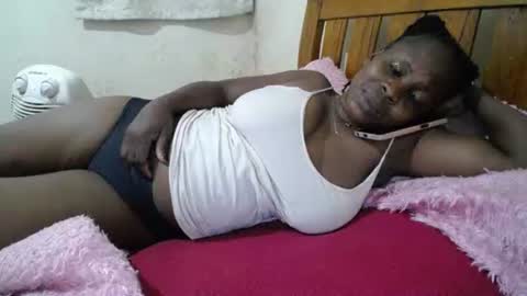 Snapshot of kinky_kaiya chatting on 10-08-25, 08:17 kaiya online show from 10-08-25, 08:17