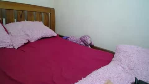 Snapshot of kinky_kaiya chatting on 10-24-25, 07:54 kaiya online show from 10-24-25, 07:54