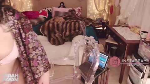 Snapshot of kinky_wild1 chatting on 02-13-25, 07:13 Virah Payam online show from 02-13-25, 07:13