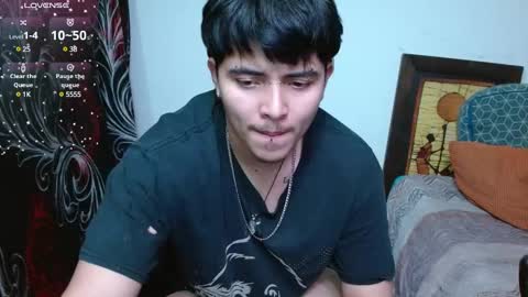 Snapshot of kinkybabies_ chatting on 03-02-25, 02:51 Mercury online show from 03-02-25, 02:51