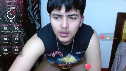 Snapshot of kinkybabies_ chatting on 03-03-25, 04:36 Mercury online show from 03-03-25, 04:36