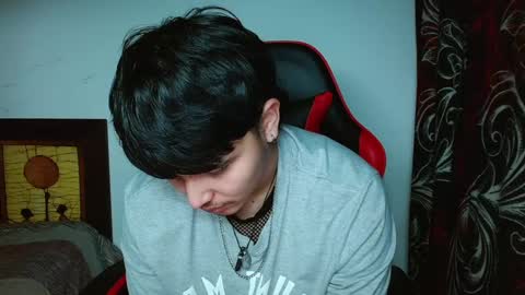 Snapshot of kinkybabies_ chatting on 03-10-25, 07:53 Mercury online show from 03-10-25, 07:53