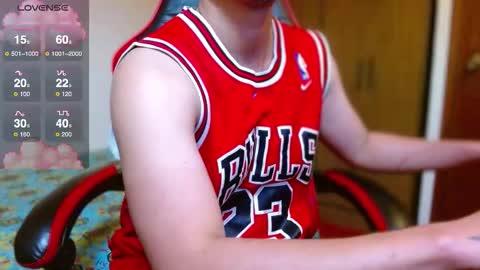 Snapshot of kinkybabies_ chatting on 10-05-25, 11:35 Mercury online show from 10-05-25, 11:35