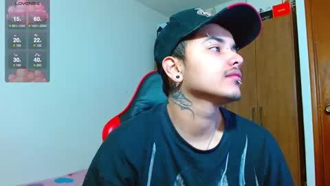 Snapshot of kinkybabies_ chatting on 02-11-26, 08:41 Mercury online show from 02-11-26, 08:41