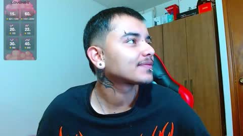 Snapshot of kinkybabies_ chatting on 02-14-26, 08:22 Mercury online show from 02-14-26, 08:22