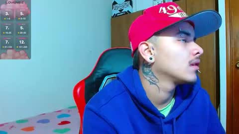 Snapshot of kinkybabies_ chatting on 02-17-26, 06:10 Mercury online show from 02-17-26, 06:10