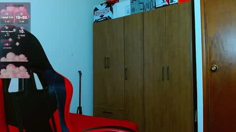 Snapshot of kinkybabies_ chatting on 02-28-26, 10:05 Mercury online show from 02-28-26, 10:05