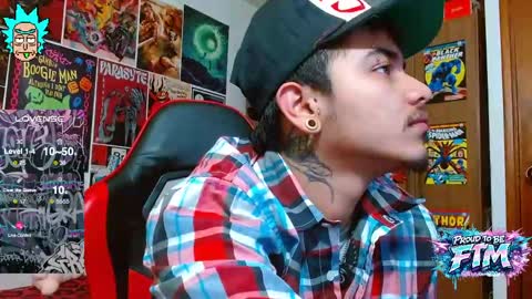 Snapshot of kinkybabies_ chatting on 05-18-26, 11:27 Mercury online show from 05-18-26, 11:27
