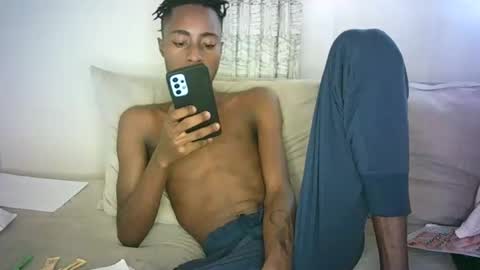 kinkybby_ online show from 01-03-25, 12:52