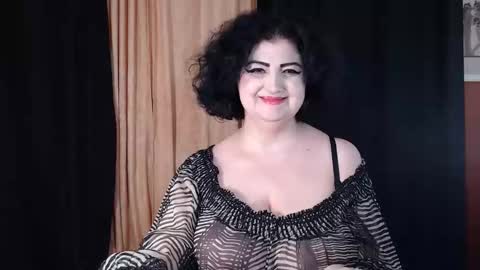 Snapshot of kinkyblacky chatting on 10-21-25, 04:13 MistressBlacky online show from 10-21-25, 04:13