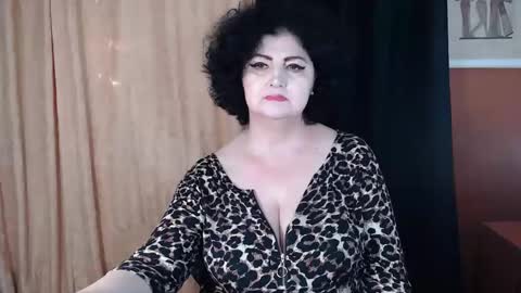 Snapshot of kinkyblacky chatting on 05-27-26, 06:10 MistressBlacky online show from 05-27-26, 06:10