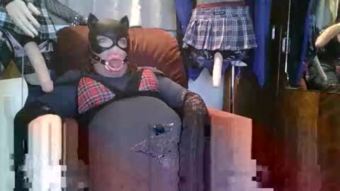 Snapshot of kinkycd0 chatting on 10-26-25, 12:00 kinkycd0 online show from 10-26-25, 12:00