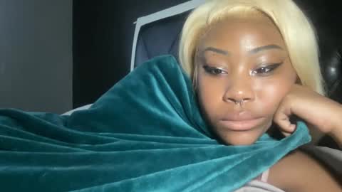 Bunniii online show from 02-08-25, 12:50