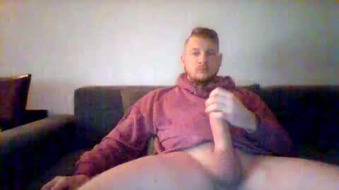 Snapshot of kinkylionboy chatting on 02-24-25, 07:52 kinkylionboy online show from 02-24-25, 07:52