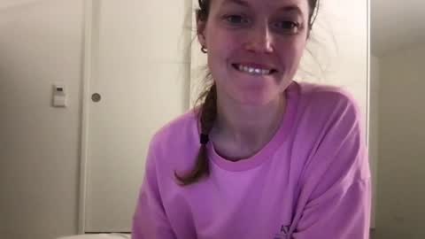 Snapshot of kinkyorange_ chatting on 01-17-25, 06:02 Mary the Soulmate online show from 01-17-25, 06:02