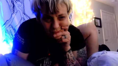 Snapshot of kinkypinkyplay2 chatting on 02-11-25, 07:54 Kinky Pinky online show from 02-11-25, 07:54