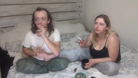 Snapshot of kinkyqueenandpet95 chatting on 12-14-25, 03:56 kinkyqueenandpet95 online show from 12-14-25, 03:56