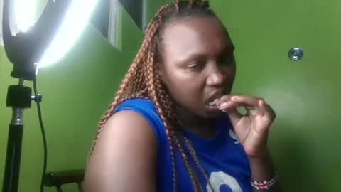 Snapshot of kinkyroey123 chatting on 07-20-26, 12:47 kinkyroey123 online show from 07-20-26, 12:47