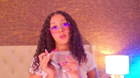 Snapshot of kinsleybrown chatting on 03-17-26, 04:17 CALL ME KINSLEY online show from 03-17-26, 04:17