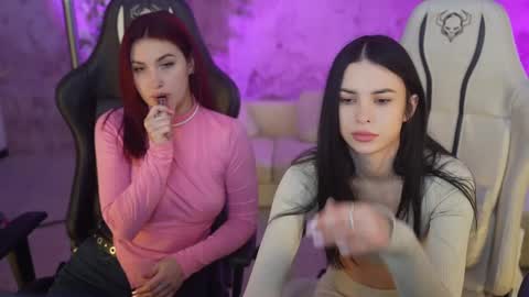 Snapshot of kira0541 chatting on 02-28-25, 07:48 Sweet girls online show from 02-28-25, 07:48