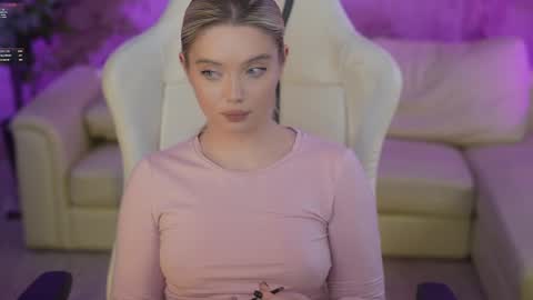 Snapshot of kira0541 chatting on 03-03-25, 05:09 Sweet girls online show from 03-03-25, 05:09