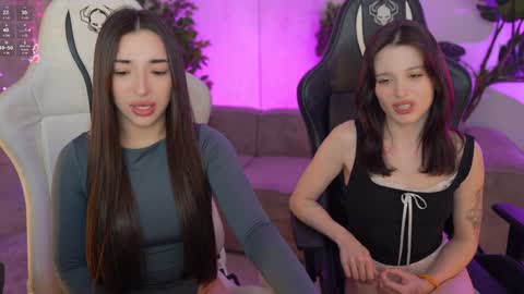Snapshot of kira0541 chatting on 03-11-25, 08:53 Sweet girls online show from 03-11-25, 08:53
