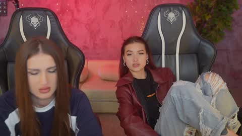 Snapshot of kira0541 chatting on 09-13-25, 05:29 Sweet girls online show from 09-13-25, 05:29