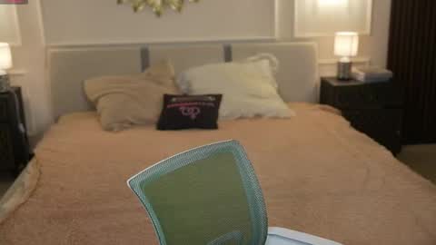 Snapshot of kira0541 chatting on 06-03-26, 02:33 Sweet girls online show from 06-03-26, 02:33